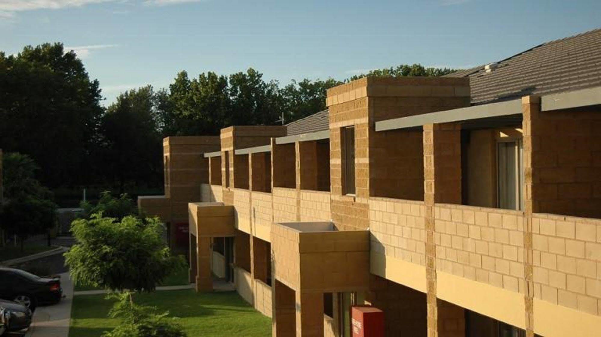 Quest Wagga Wagga Aparthotel Εξωτερικό φωτογραφία